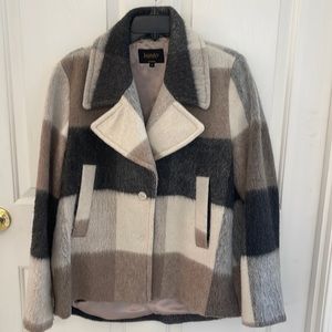 Laundry by Shelli Segal plaid coat. Size medium